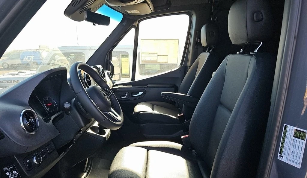 2024 Mercedes-Benz VS30 Sprinter - Image 7 of 12