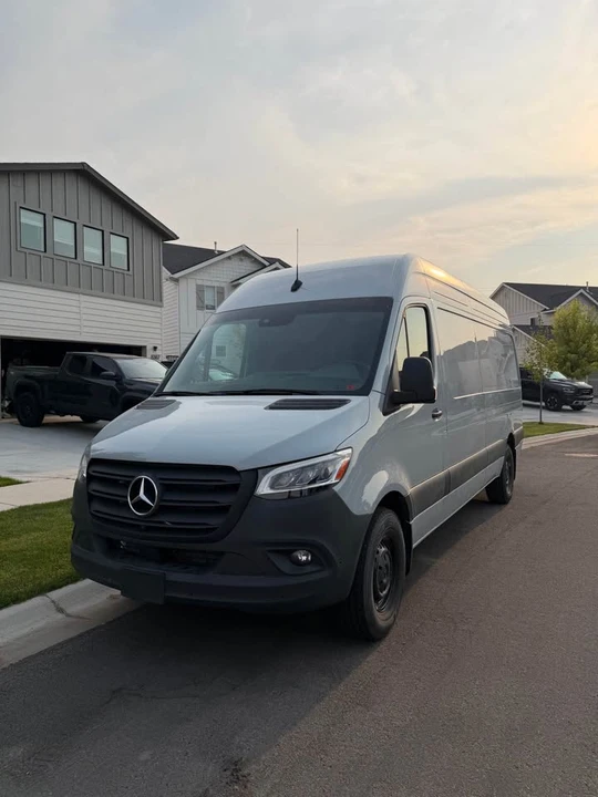2024 Mercedes-Benz VS30 Sprinter - Image 2 of 12