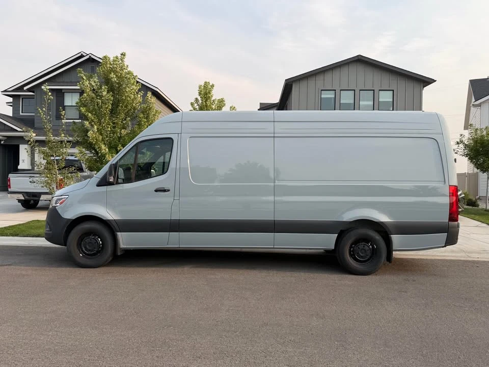 2024 Mercedes-Benz VS30 Sprinter - Image 3 of 12