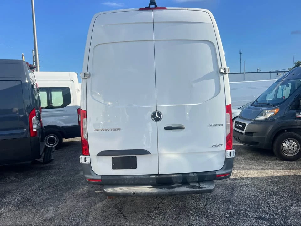 2024 Mercedes-Benz VS30 Sprinter - Image 15 of 19