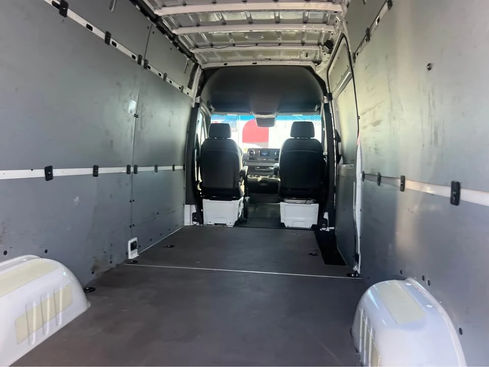 2024 Mercedes-Benz VS30 Sprinter - Image 14 of 19