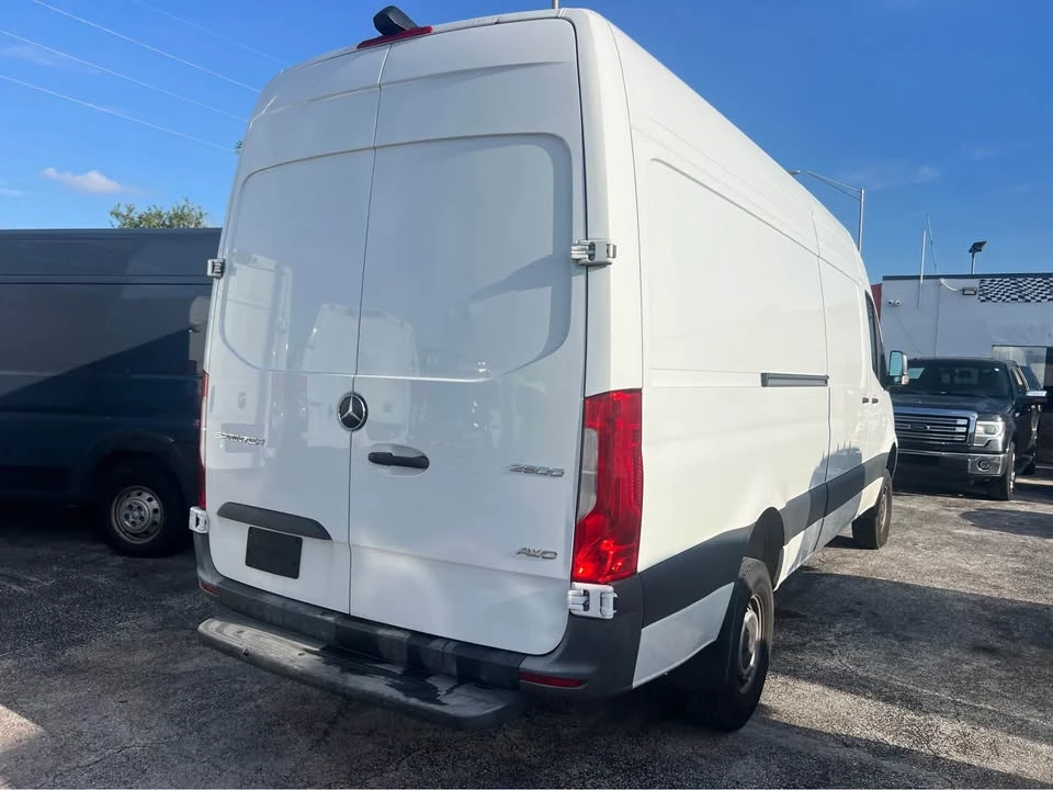 2024 Mercedes-Benz VS30 Sprinter - Image 4 of 19