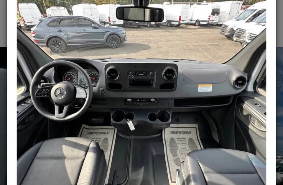 2024 Mercedes-Benz VS30 Sprinter - Image 3 of 8