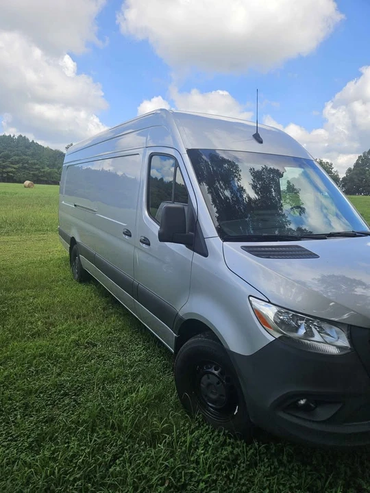 2024 Mercedes-Benz VS30 Sprinter - Image 2 of 8