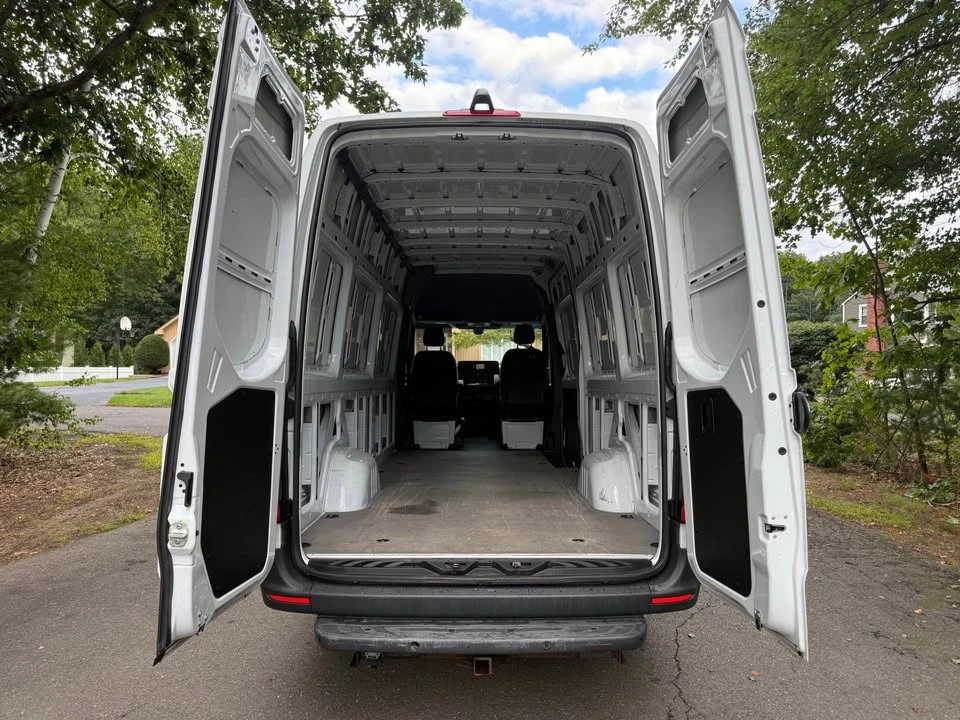 2024 Mercedes-Benz VS30 Sprinter - Image 11 of 20