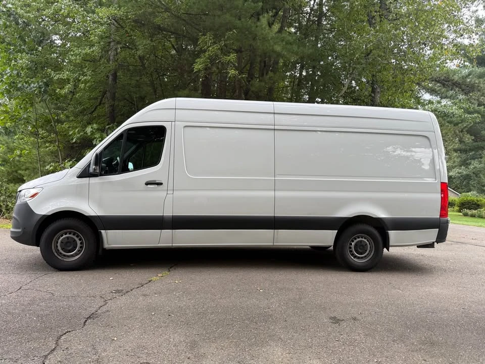 2024 Mercedes-Benz VS30 Sprinter - Image 2 of 20