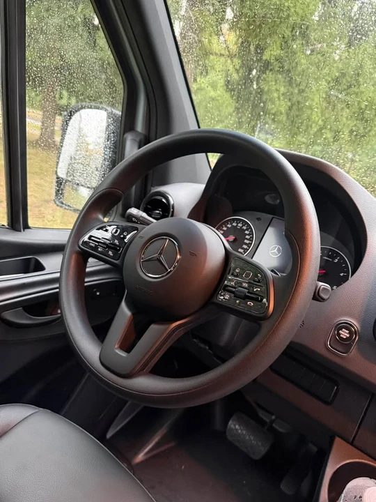 2024 Mercedes-Benz VS30 Sprinter - Image 7 of 8