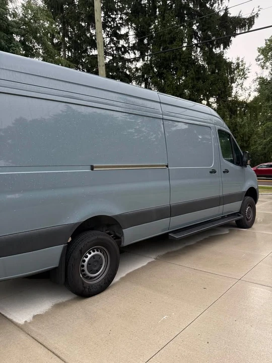 2024 Mercedes-Benz VS30 Sprinter - Image 3 of 8