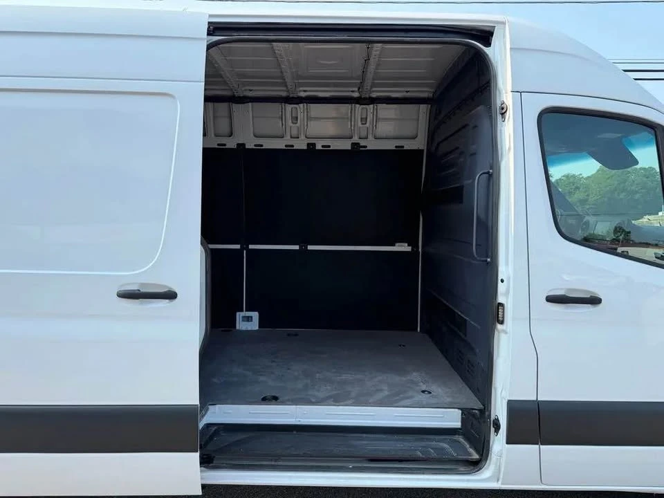 2024 Mercedes-Benz VS30 Sprinter - Image 13 of 15