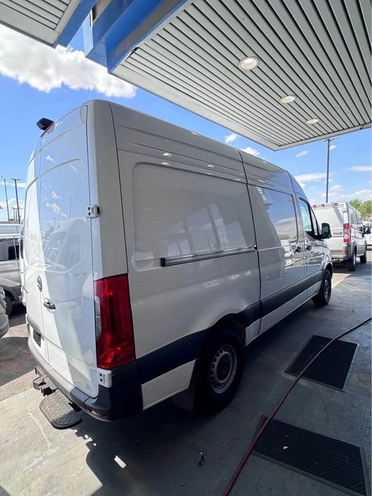 2024 Mercedes-Benz VS30 Sprinter - Image 4 of 12