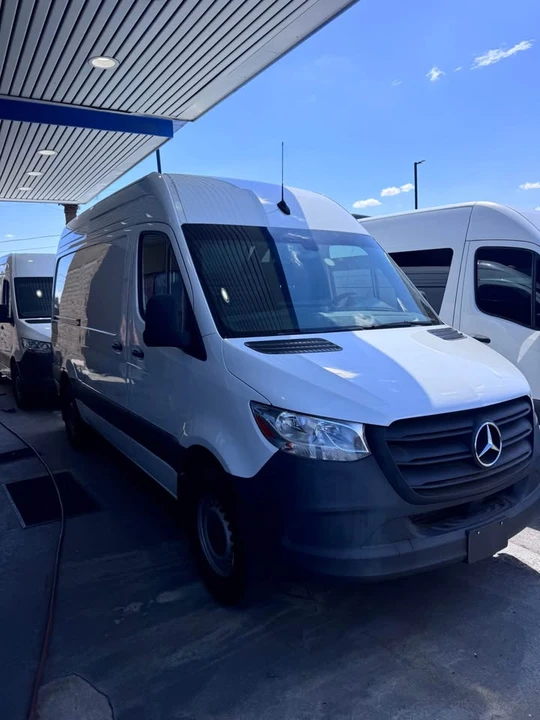 2024 Mercedes-Benz VS30 Sprinter - Image 2 of 12