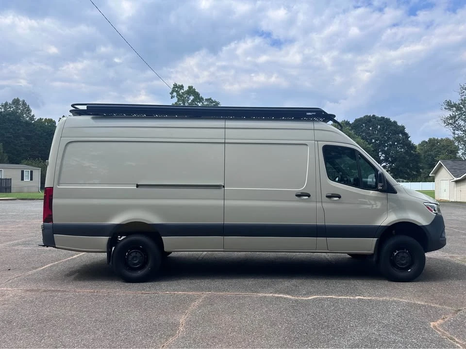 2024 Mercedes-Benz VS30 Sprinter - Image 2 of 16