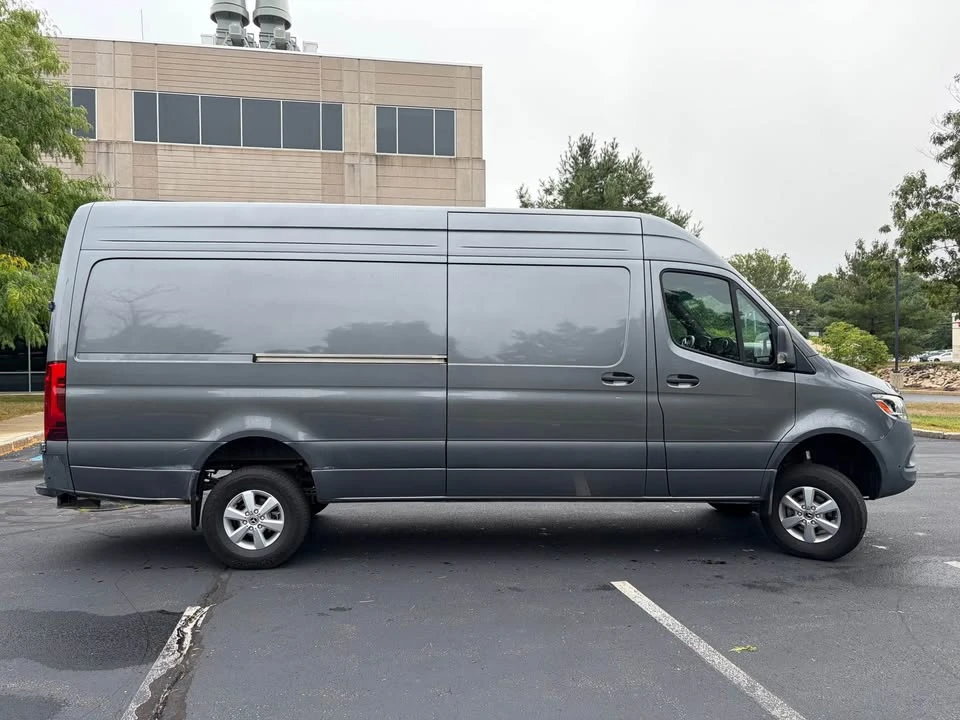 2024 Mercedes-Benz VS30 Sprinter - Image 6 of 19