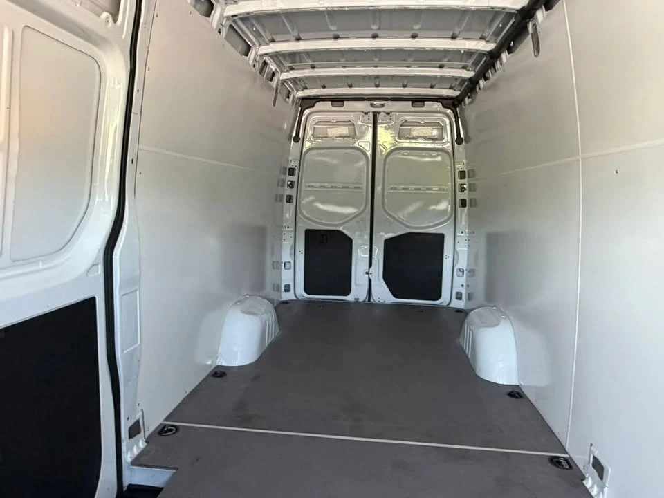 2024 Mercedes-Benz VS30 Sprinter - Image 13 of 17