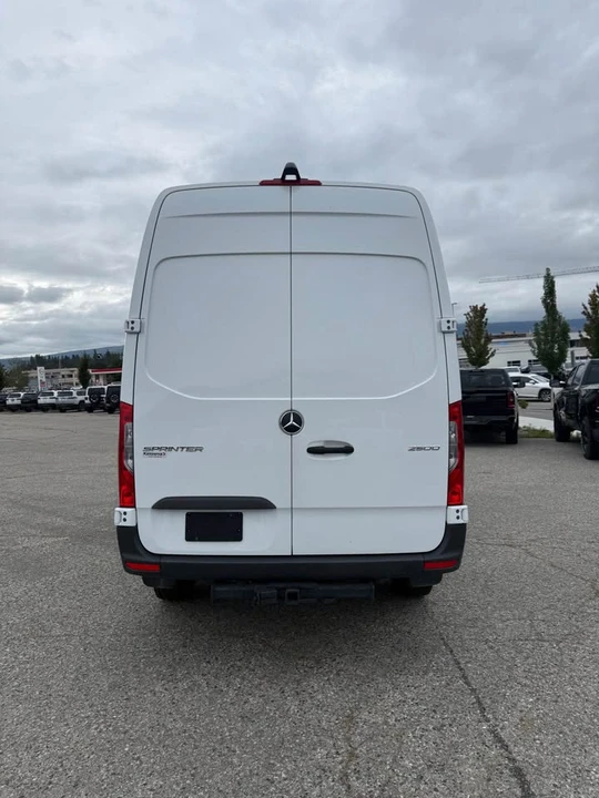 2024 Mercedes-Benz VS30 Sprinter - Image 5 of 15