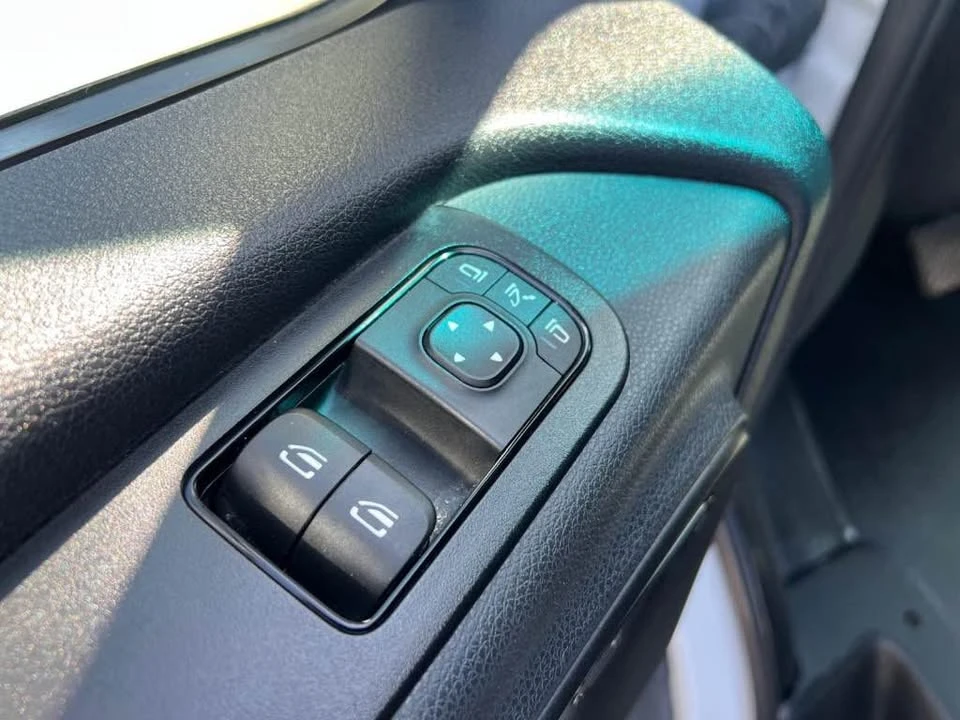 2024 Mercedes-Benz VS30 Sprinter - Image 12 of 15