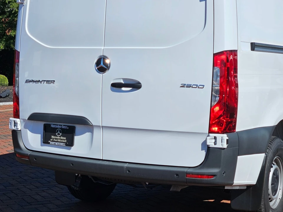 2024 Mercedes-Benz VS30 Sprinter - Image 10 of 12