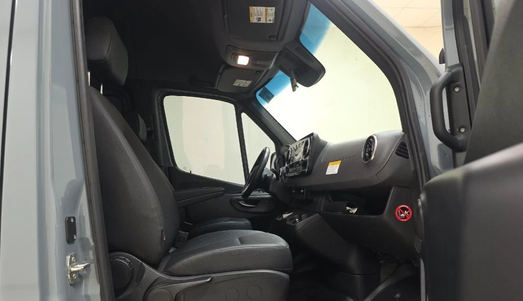 2024 Mercedes-Benz VS30 Sprinter - Image 16 of 21