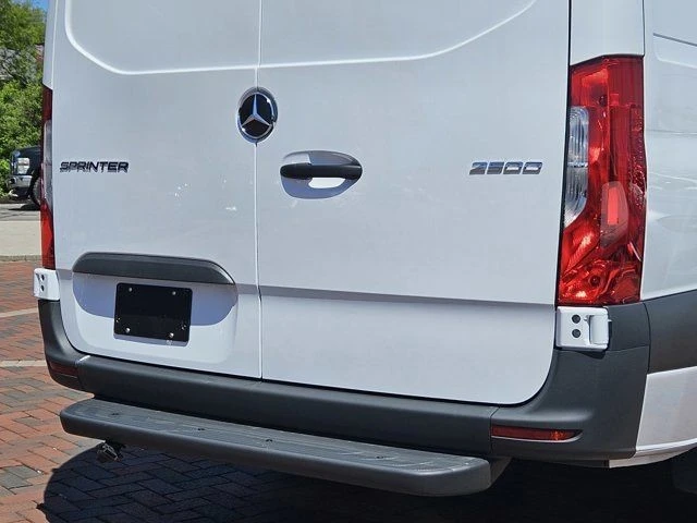2024 Mercedes-Benz VS30 Sprinter - Image 9 of 12