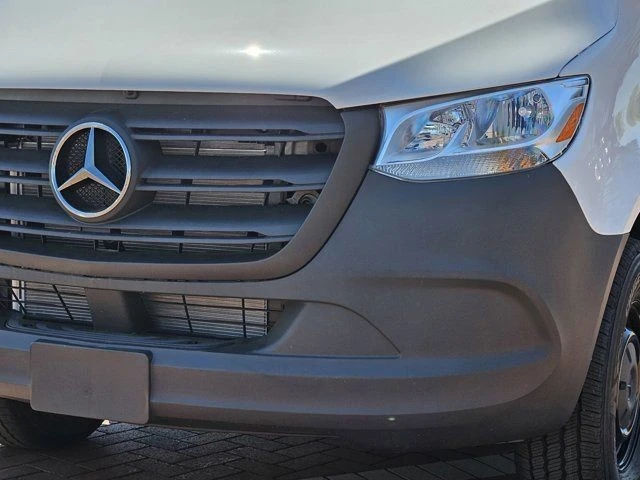 2024 Mercedes-Benz VS30 Sprinter - Image 6 of 12