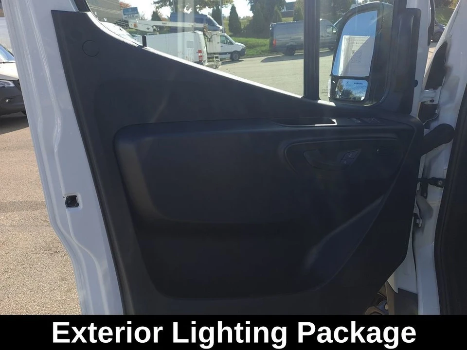 2024 Mercedes-Benz VS30 Sprinter - Image 10 of 12