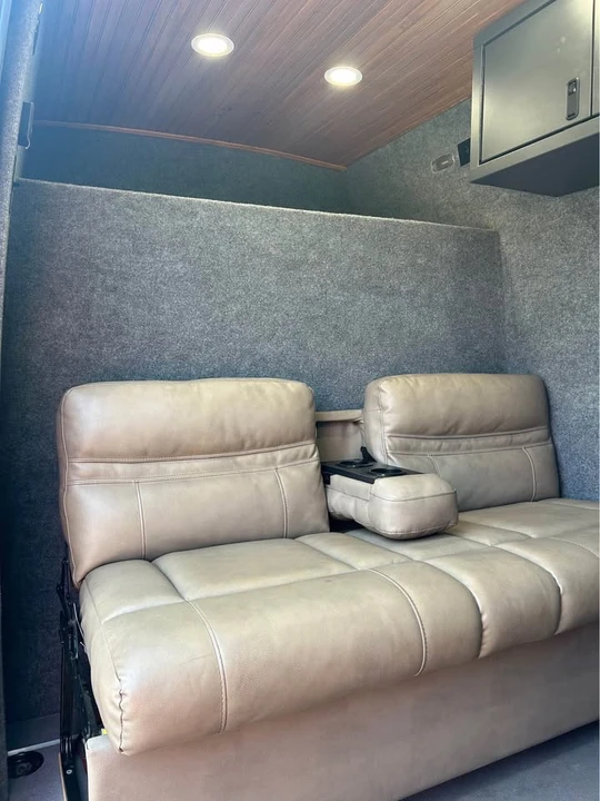 2024 Mercedes-Benz VS30 Sprinter - Image 5 of 20