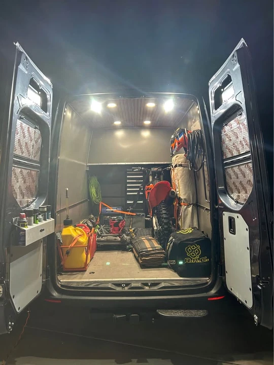 2024 Mercedes-Benz VS30 Sprinter - Image 18 of 20