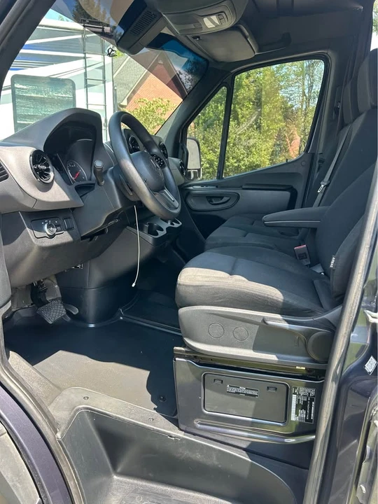 2024 Mercedes-Benz VS30 Sprinter - Image 11 of 20