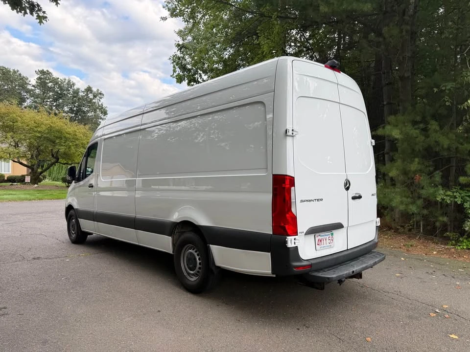 2024 Mercedes-Benz VS30 Sprinter - Image 7 of 20