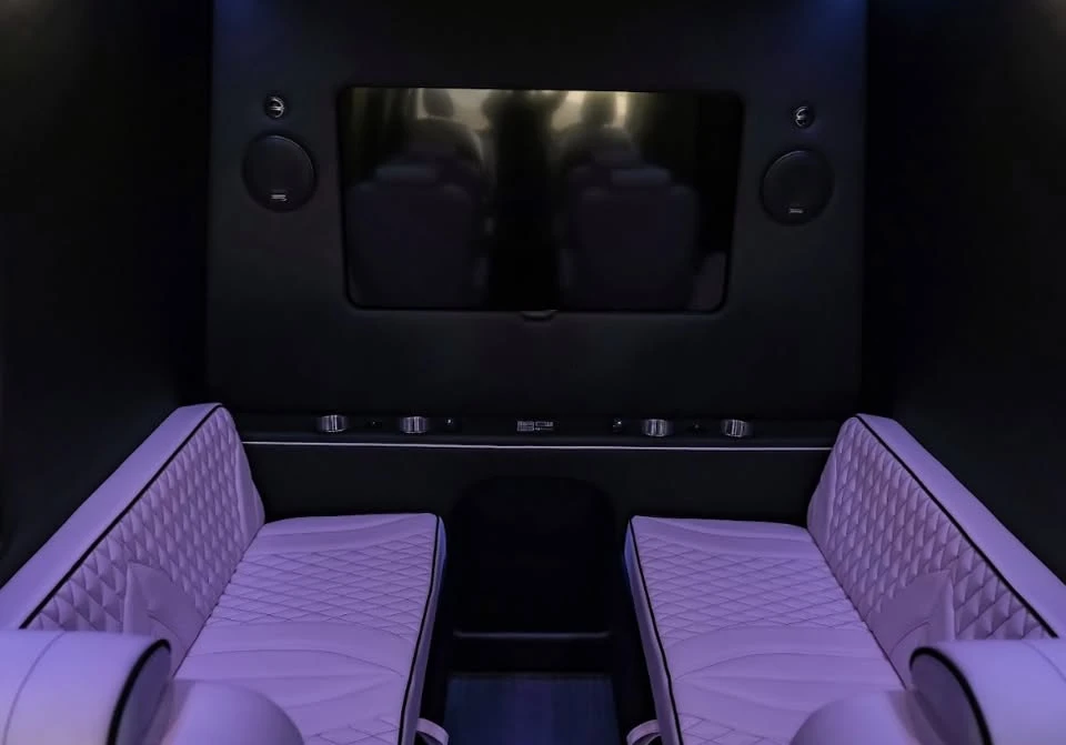 2024 Mercedes-Benz VS30 Sprinter - Image 10 of 15