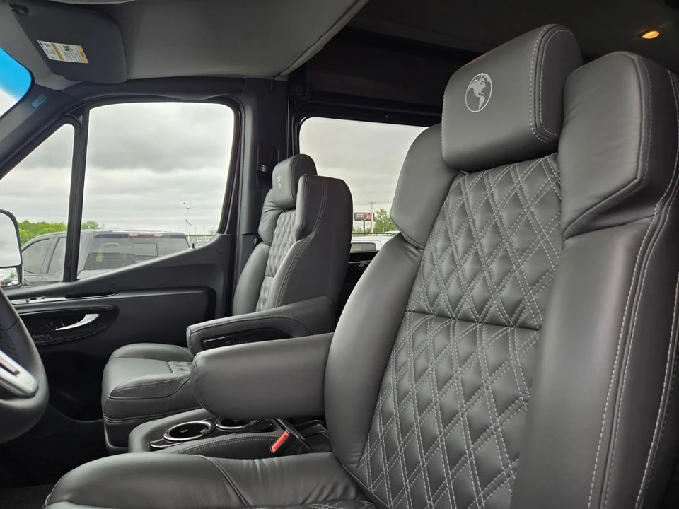 2024 Mercedes-Benz VS30 Sprinter - Image 14 of 21
