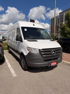 2024 Mercedes-Benz Sprinter 2500 High Roof I4 Diesel 170