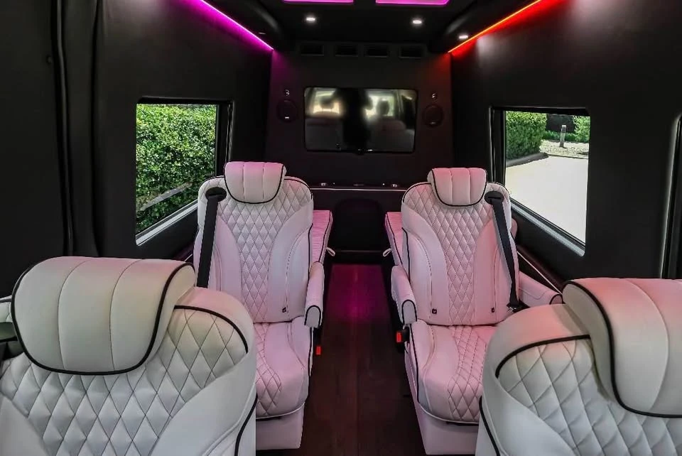 2024 Mercedes-Benz VS30 Sprinter - Image 3 of 5