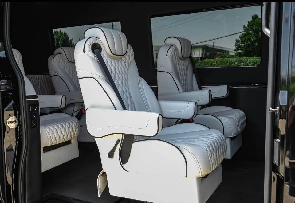 2024 Mercedes-Benz VS30 Sprinter - Image 4 of 5
