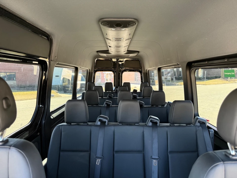 2024 Mercedes-Benz VS30 Sprinter - Image 10 of 21