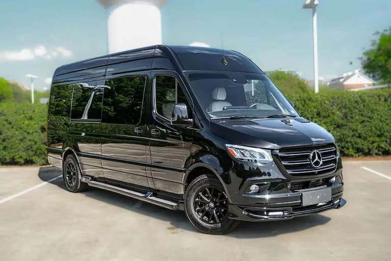 2024 Mercedes-Benz VS30 Sprinter - Image 2 of 17