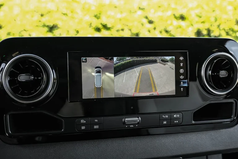 2024 Mercedes-Benz VS30 Sprinter - Image 9 of 17