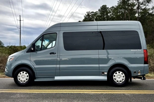 2024 Mercedes-Benz VS30 Sprinter - Image 3 of 9