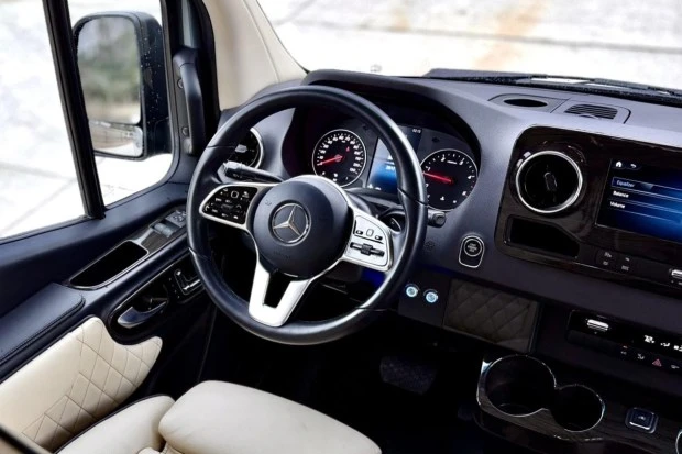 2024 Mercedes-Benz VS30 Sprinter - Image 7 of 9