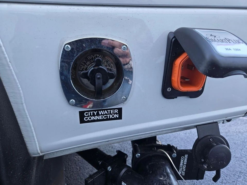 2024 Mercedes-Benz VS30 Sprinter - Image 15 of 21