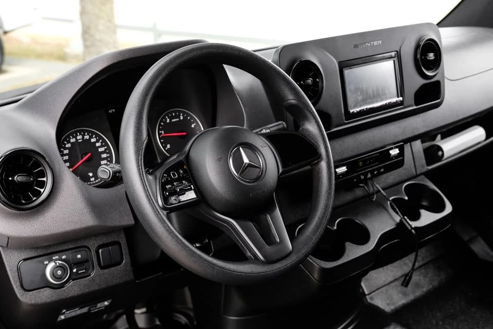 2024 Mercedes-Benz VS30 Sprinter - Image 11 of 15