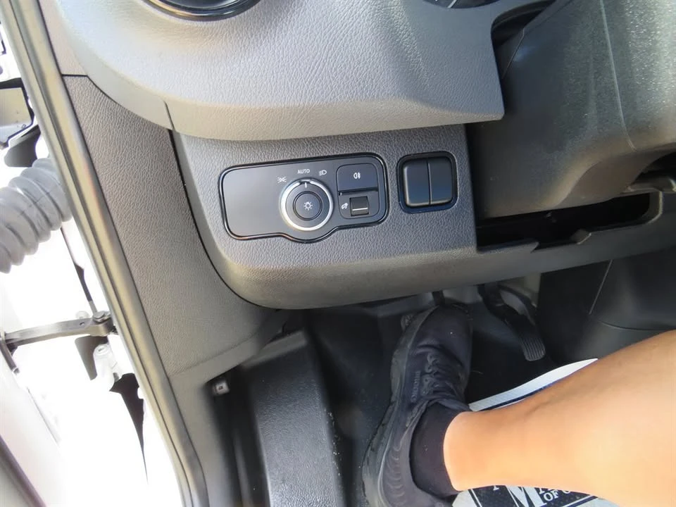 2024 Mercedes-Benz VS30 Sprinter - Image 10 of 20