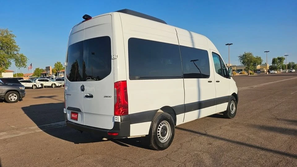2024 Mercedes-Benz VS30 Sprinter - Image 10 of 20
