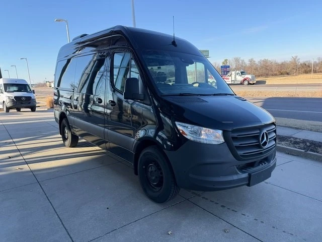 2024 Mercedes-Benz VS30 Sprinter - Image 3 of 12