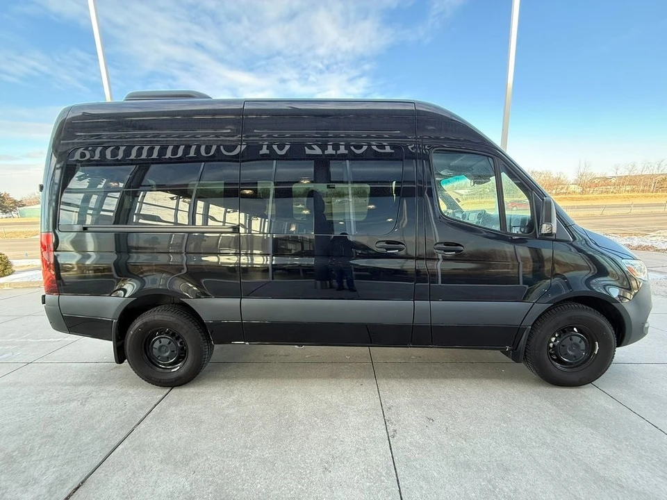 2024 Mercedes-Benz VS30 Sprinter - Image 4 of 12