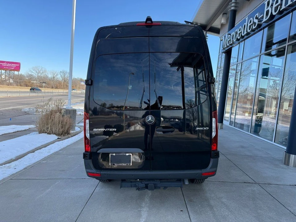 2024 Mercedes-Benz VS30 Sprinter - Image 6 of 12
