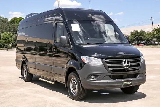 2024 Mercedes-Benz Sprinter 2500 Passenger 170 WB