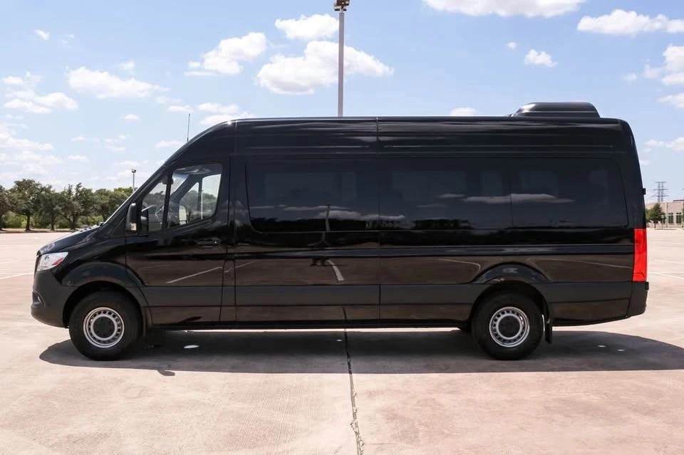2024 Mercedes-Benz VS30 Sprinter - Image 9 of 14