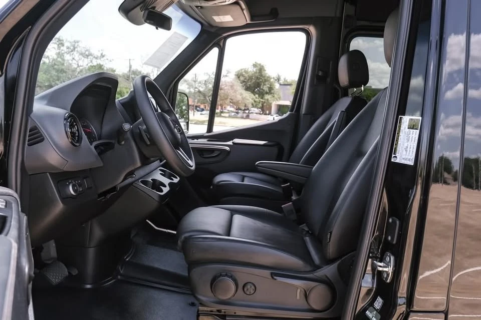 2024 Mercedes-Benz VS30 Sprinter - Image 3 of 14
