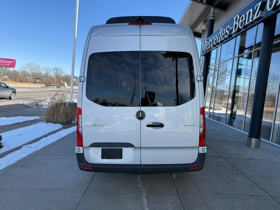 2024 Mercedes-Benz VS30 Sprinter - Image 6 of 21
